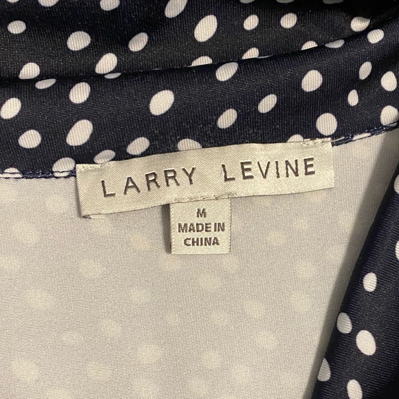 Larry Levine No Sleeve Blouse - Picture 2 of 2